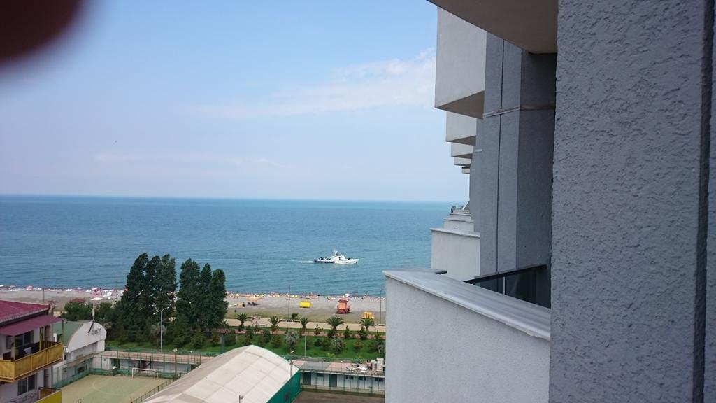 Appartement Mariam Sea Towers à Batoumi Extérieur photo